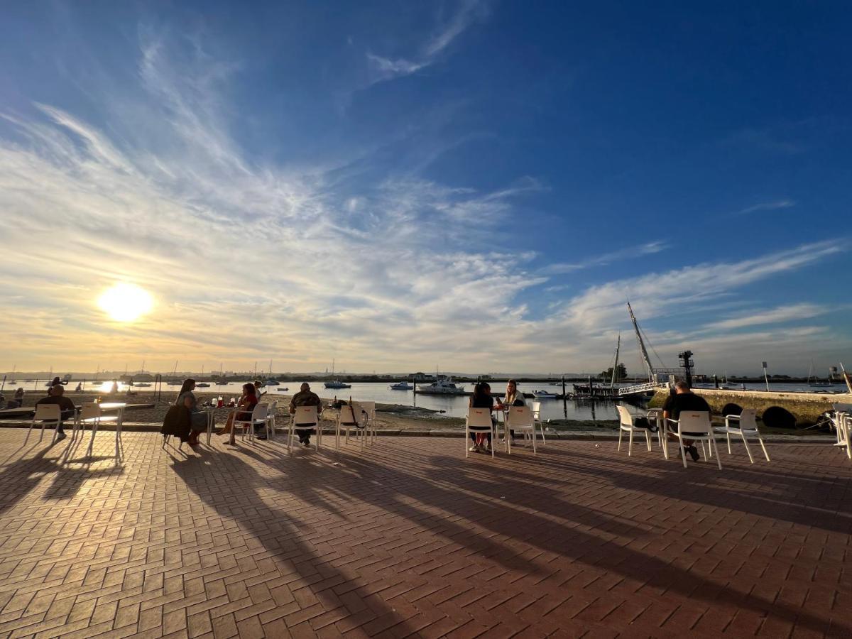 The Pearl Of Seixal Apartment เซชาล ภายนอก รูปภาพ