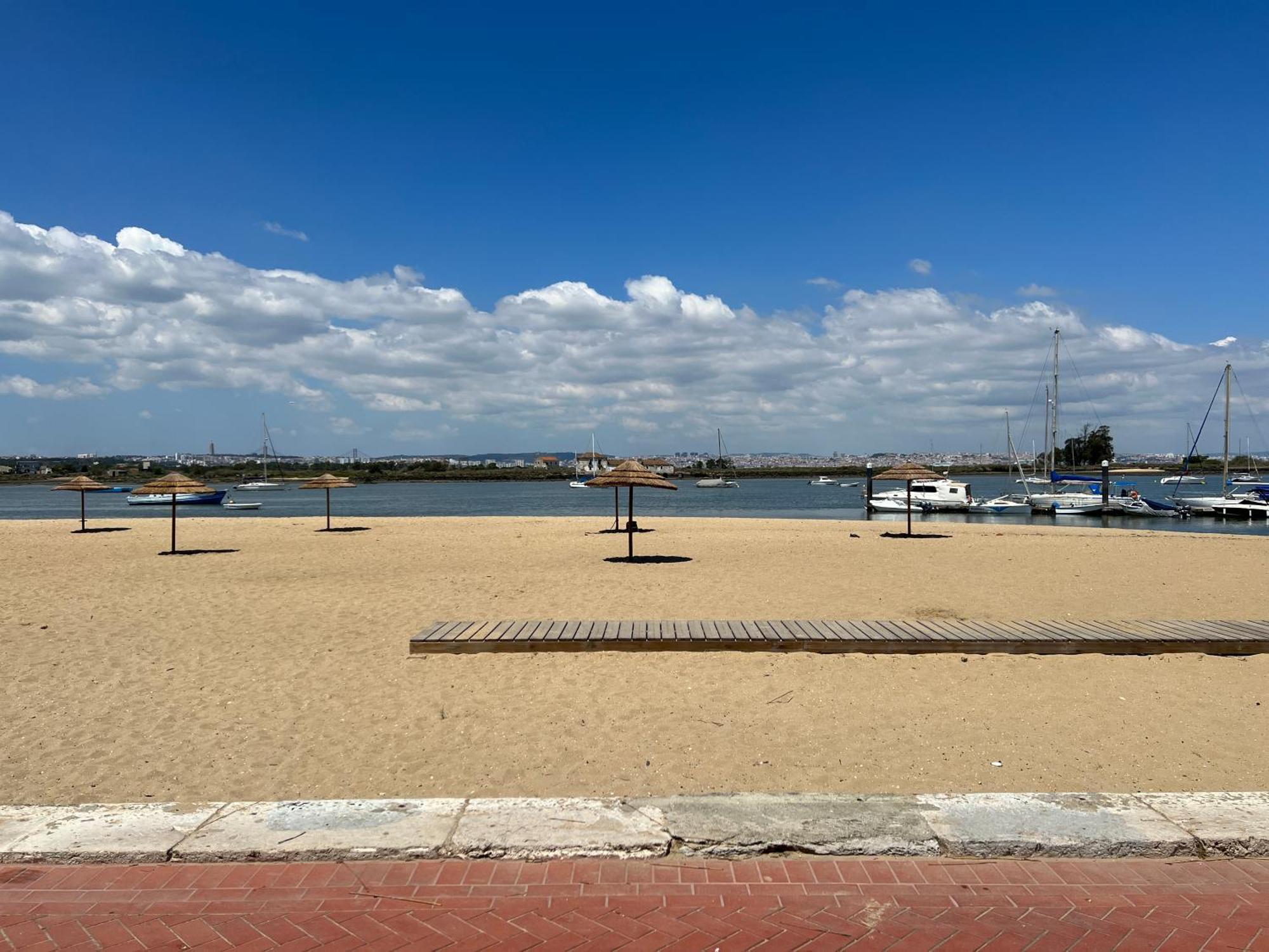 The Pearl Of Seixal Apartment เซชาล ภายนอก รูปภาพ